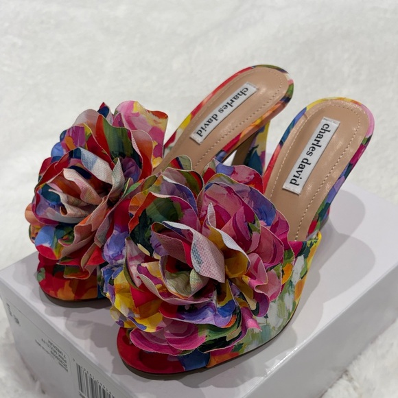 Charles David Colorful Floral Heels,size 7M - Picture 4 of 17